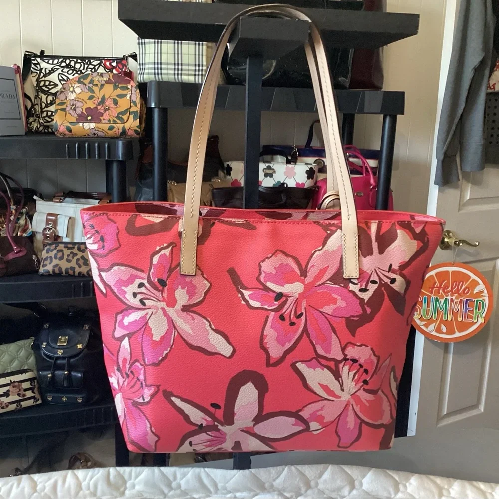 Kate Spade pink floral tote in Saffiano leather inside and out with silver spade - Picture 7 of 11